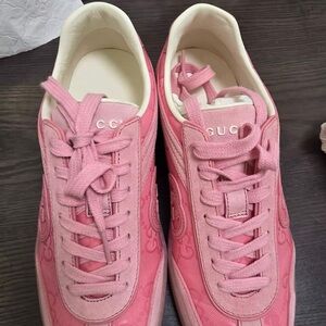 Gucci Women's Vibrant Pink Sneakers
